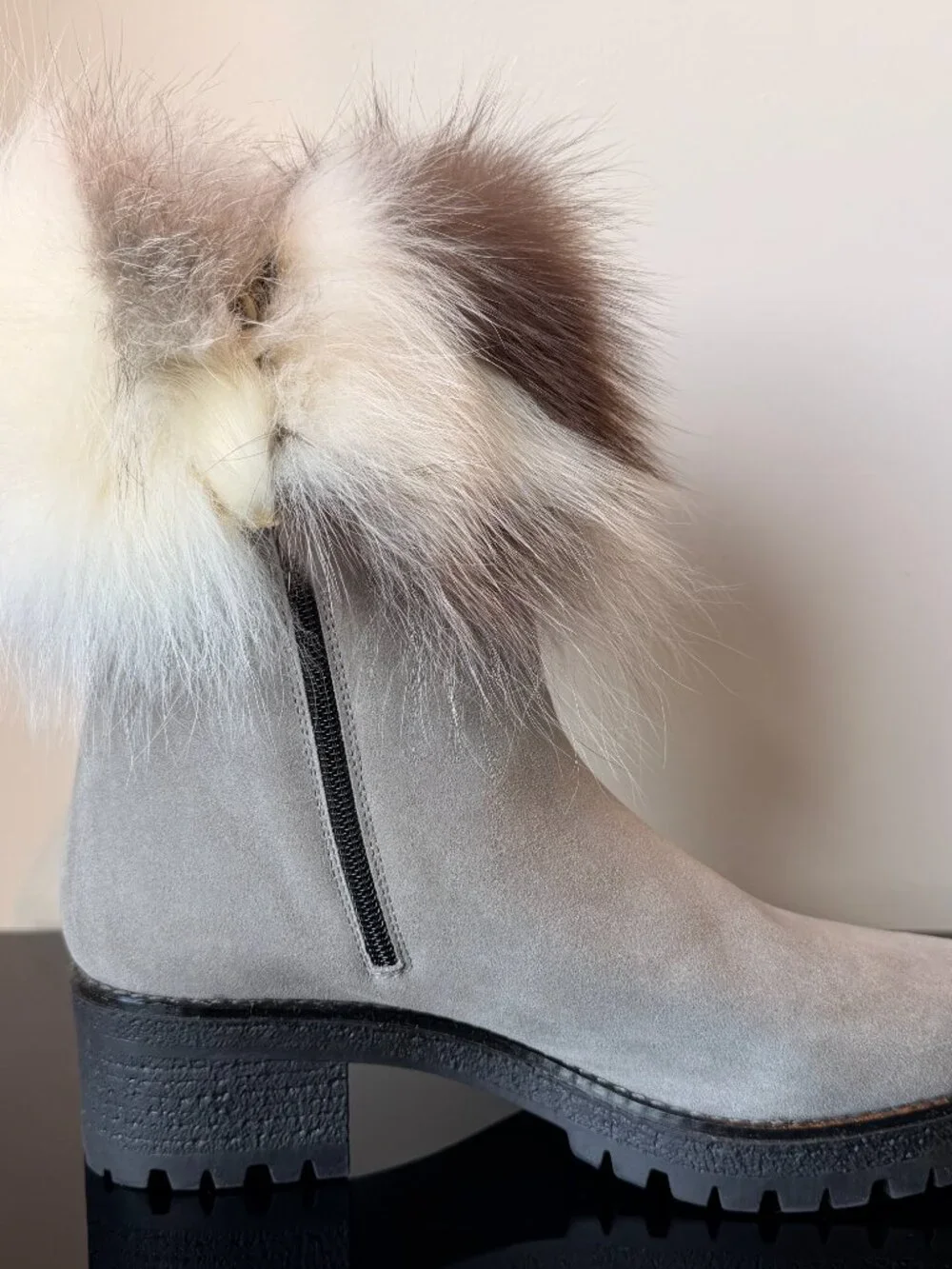 DIAVOLEZZA Grey Suede Florence Fox Fur Boots Shoes Size 9